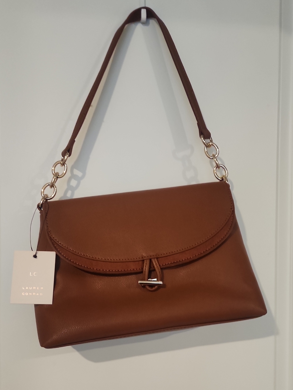 LC Lauren Conrad Tan Shoulder Bag with Gold Chain Links